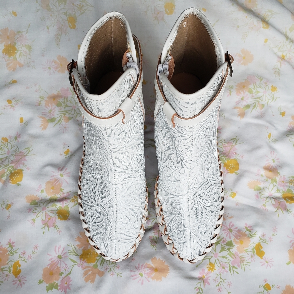 Handmade Mexican Leather Platform Booties - Picture 2 of 12